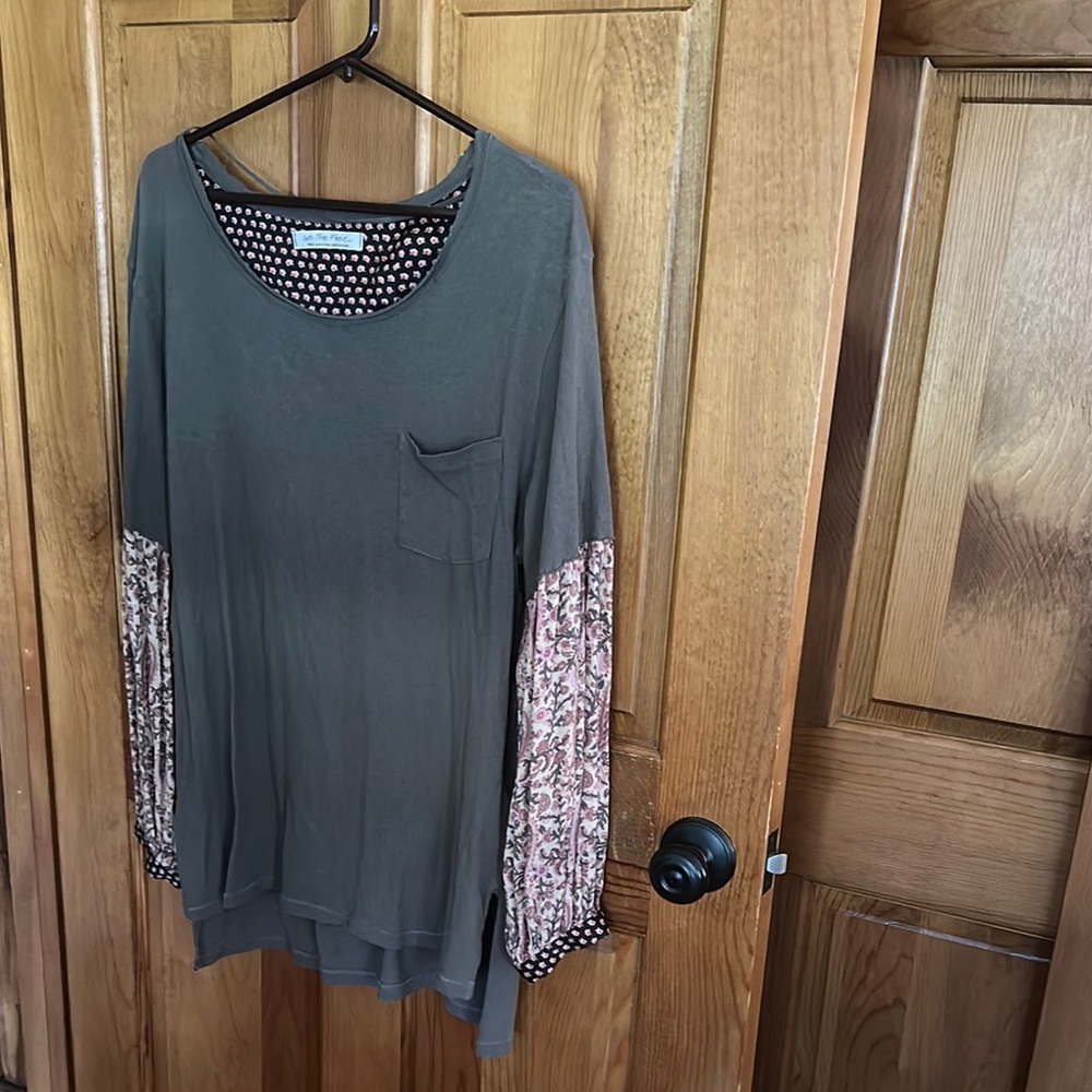 We The Free Olive Green Top with Floral Sleeves. Size small.